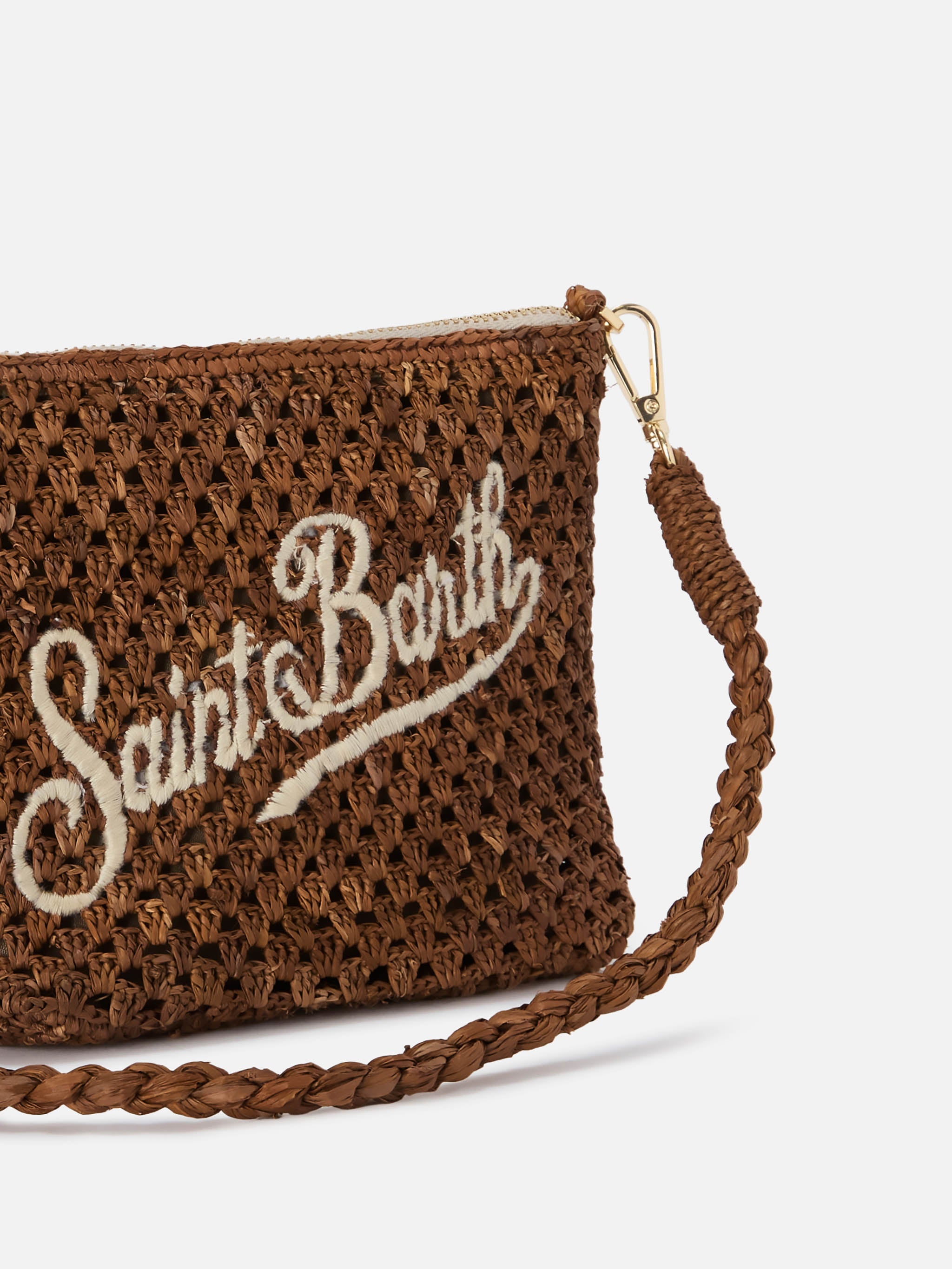 Pouch in rafia intrecciata marrone con logo ricamato