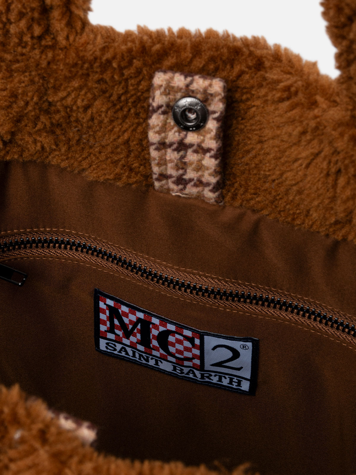 Borsa morbida in peluche marrone con logo a scacchi Saint Barth