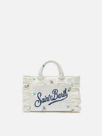 Borsa Vanity mini volant in denim bianca con fiori ricamati